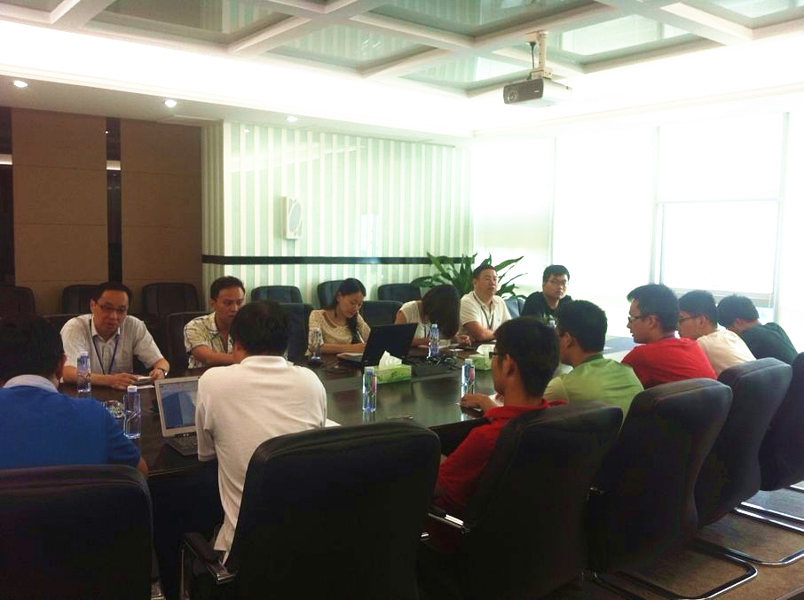 智博体育在线app官网举行2014届实习生座谈会