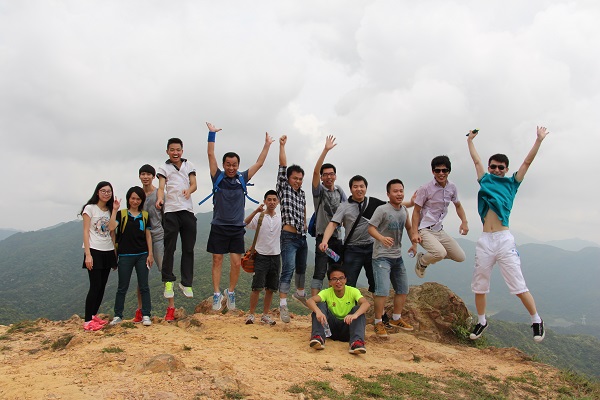 智博体育在线app官网举办四月员工生日活动