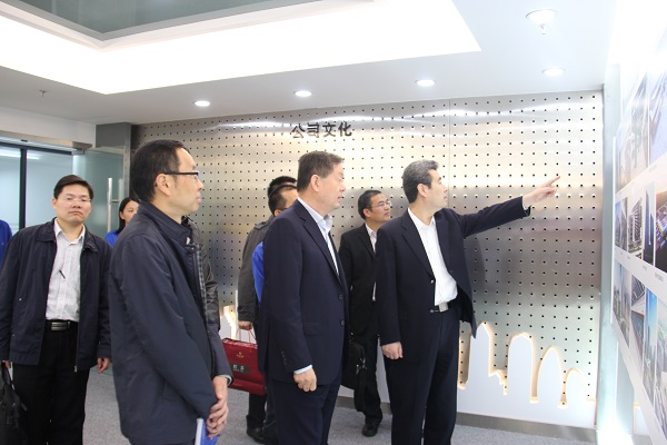 深圳市副市长刘庆生一行到智博体育在线app官网慰问考察