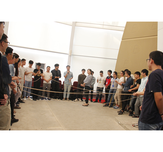 智博体育在线app官网举行2017届毕业生座谈会