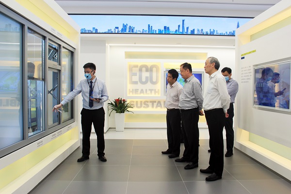 农业部原党组副书记、常务副部长余欣荣莅临智博体育在线app官网调研