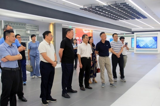 中国科学院院士、南昌大学校长陈晔光一行到访智博体育在线app官网总部